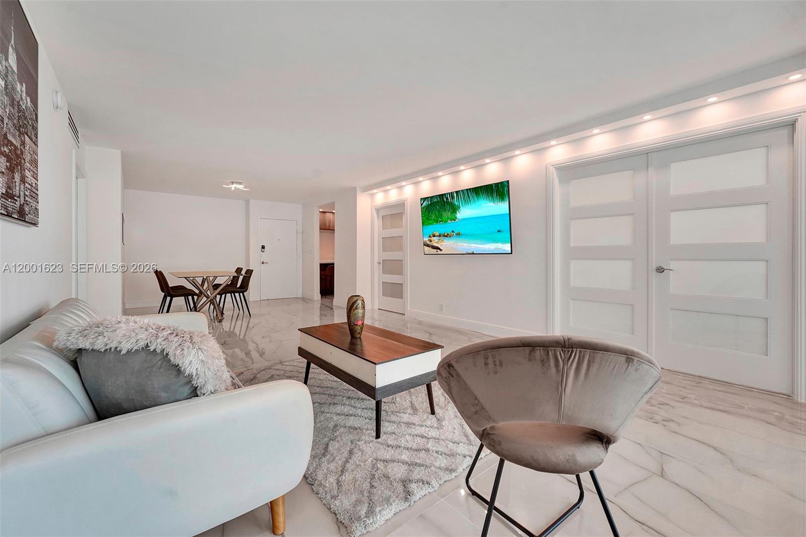 PARKER PLAZA CONDO ESTATE - Residential Lease