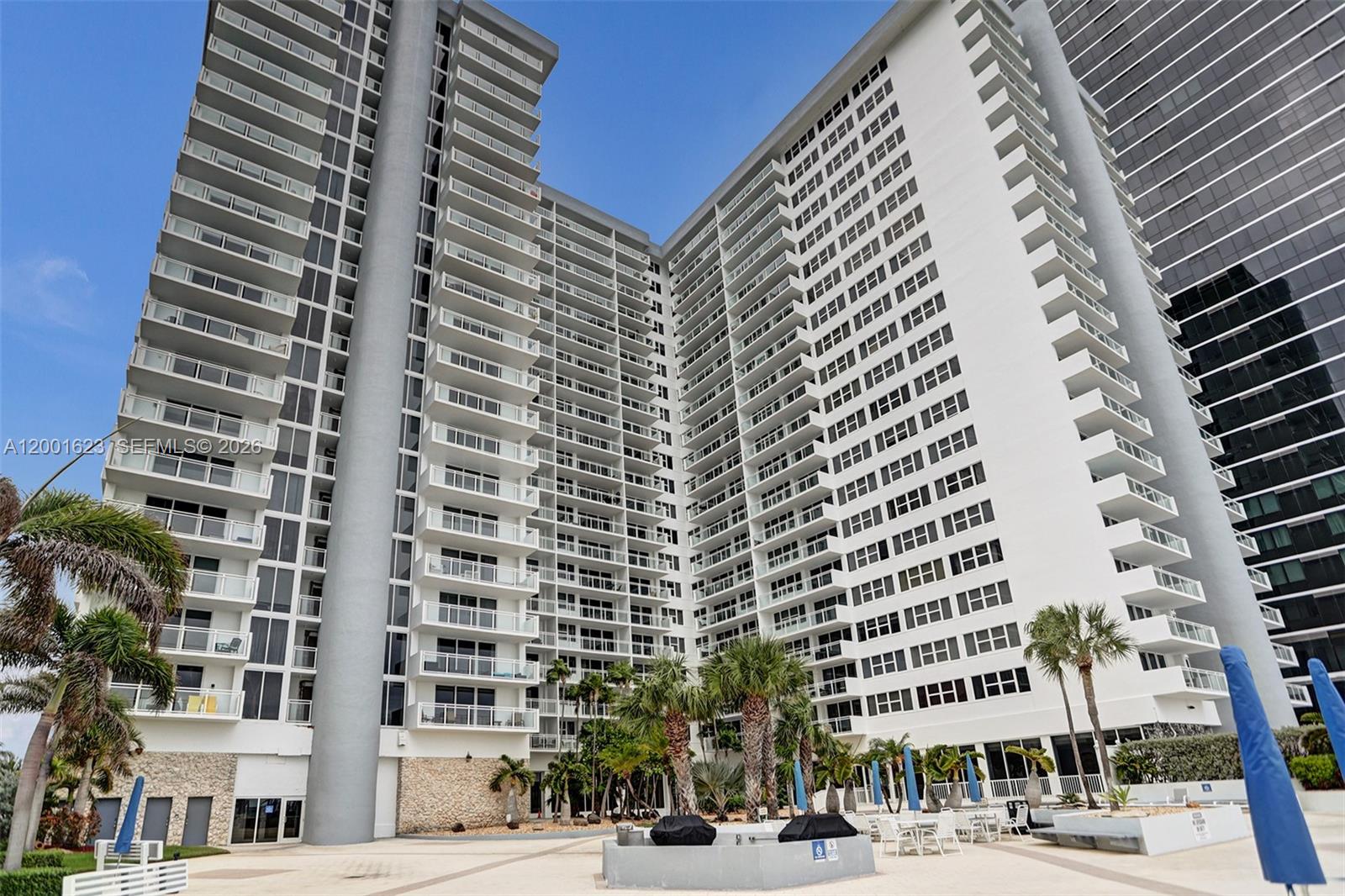 PARKER PLAZA CONDO ESTATE - Residential Lease