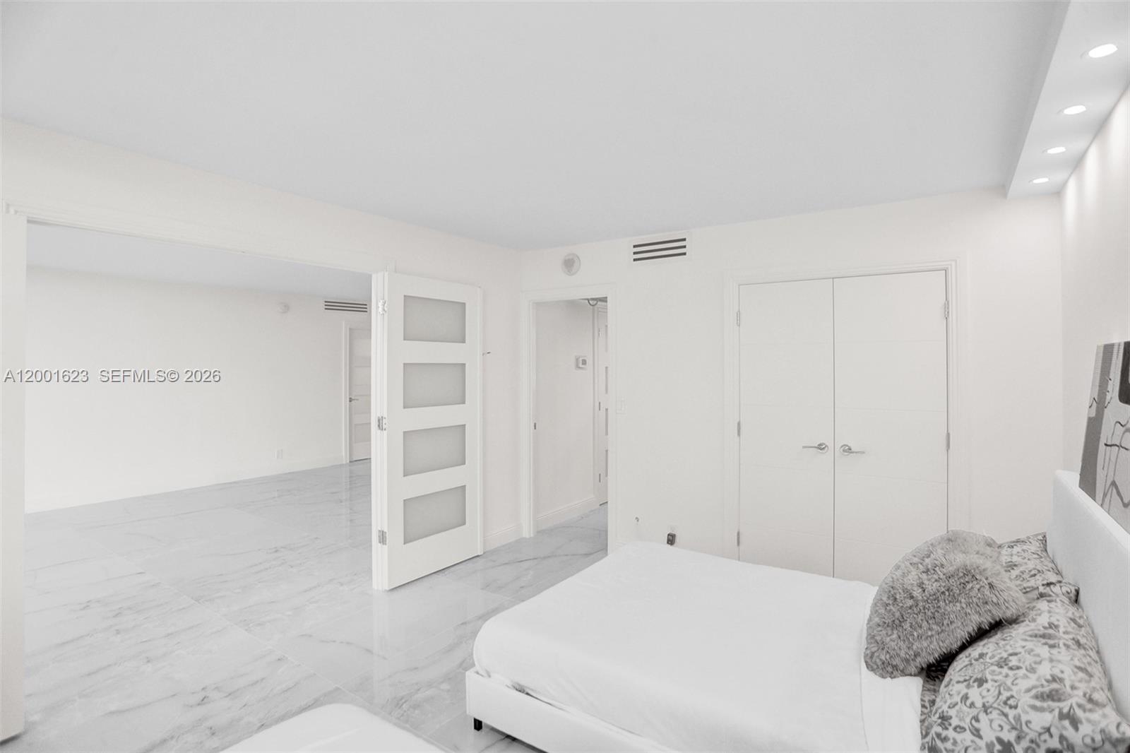 PARKER PLAZA CONDO ESTATE - Residential Lease