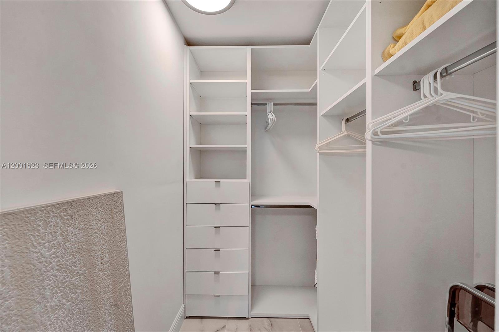 PARKER PLAZA CONDO ESTATE - Residential Lease