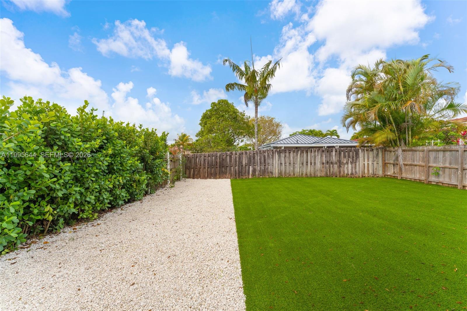 WEITZER SERENA LAKES WEST - Residential