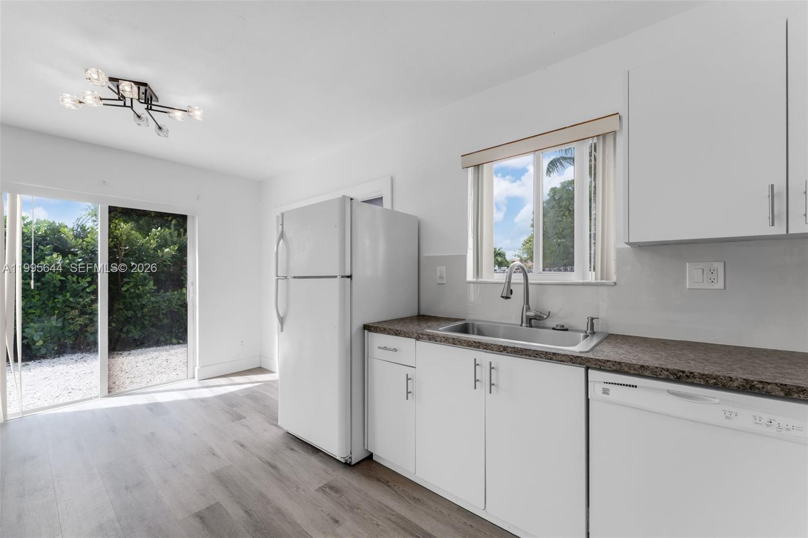 WEITZER SERENA LAKES WEST - Residential