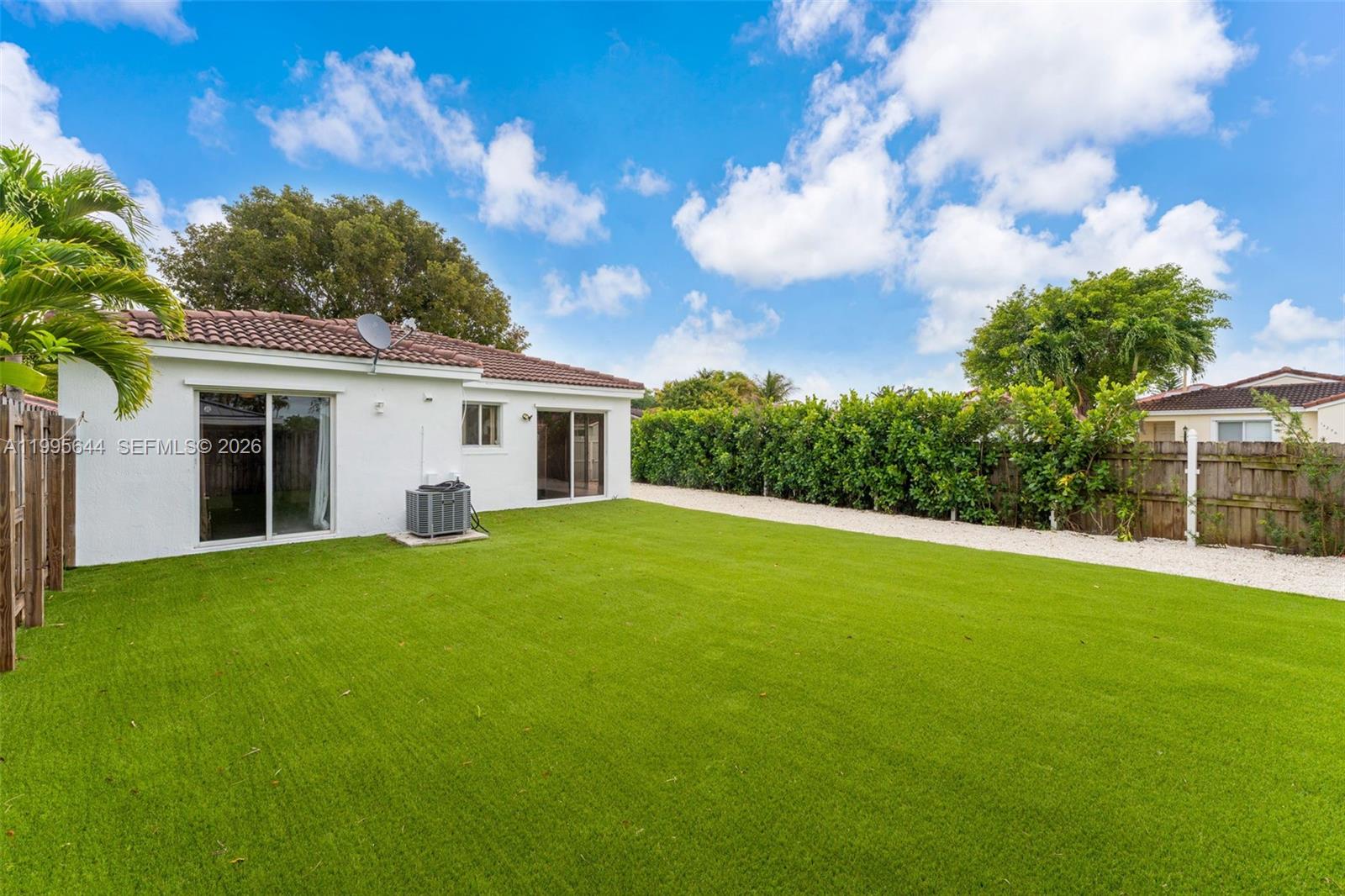 WEITZER SERENA LAKES WEST - Residential