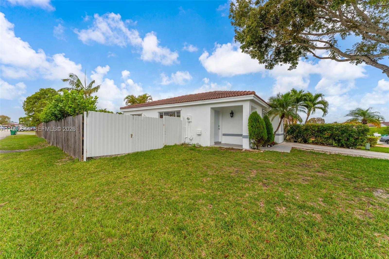 WEITZER SERENA LAKES WEST - Residential