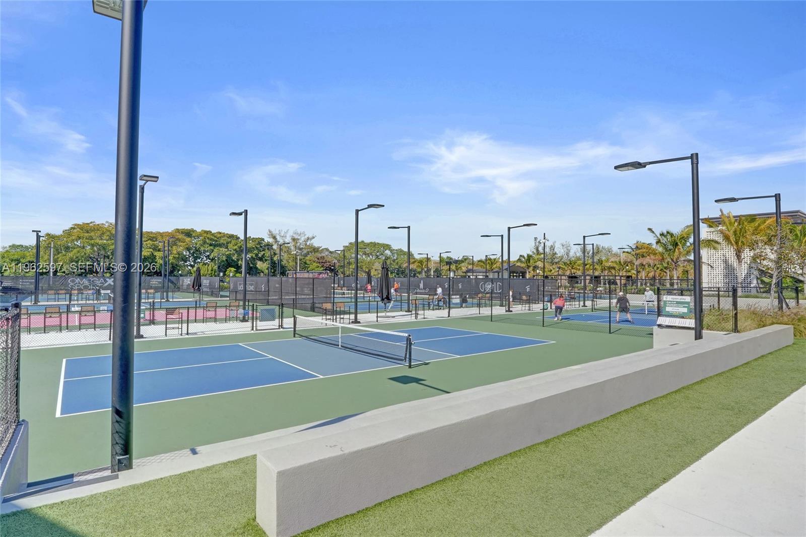 OAK GROVE - Residential Income