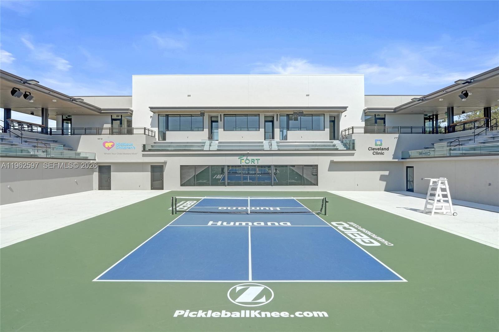 OAK GROVE - Residential Income