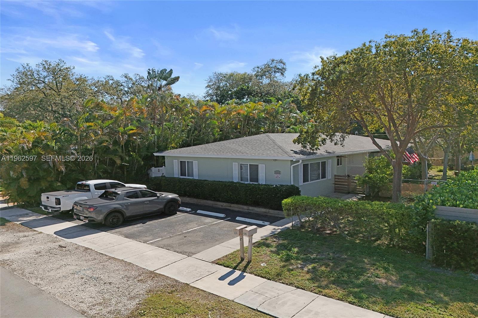 OAK GROVE - Residential Income