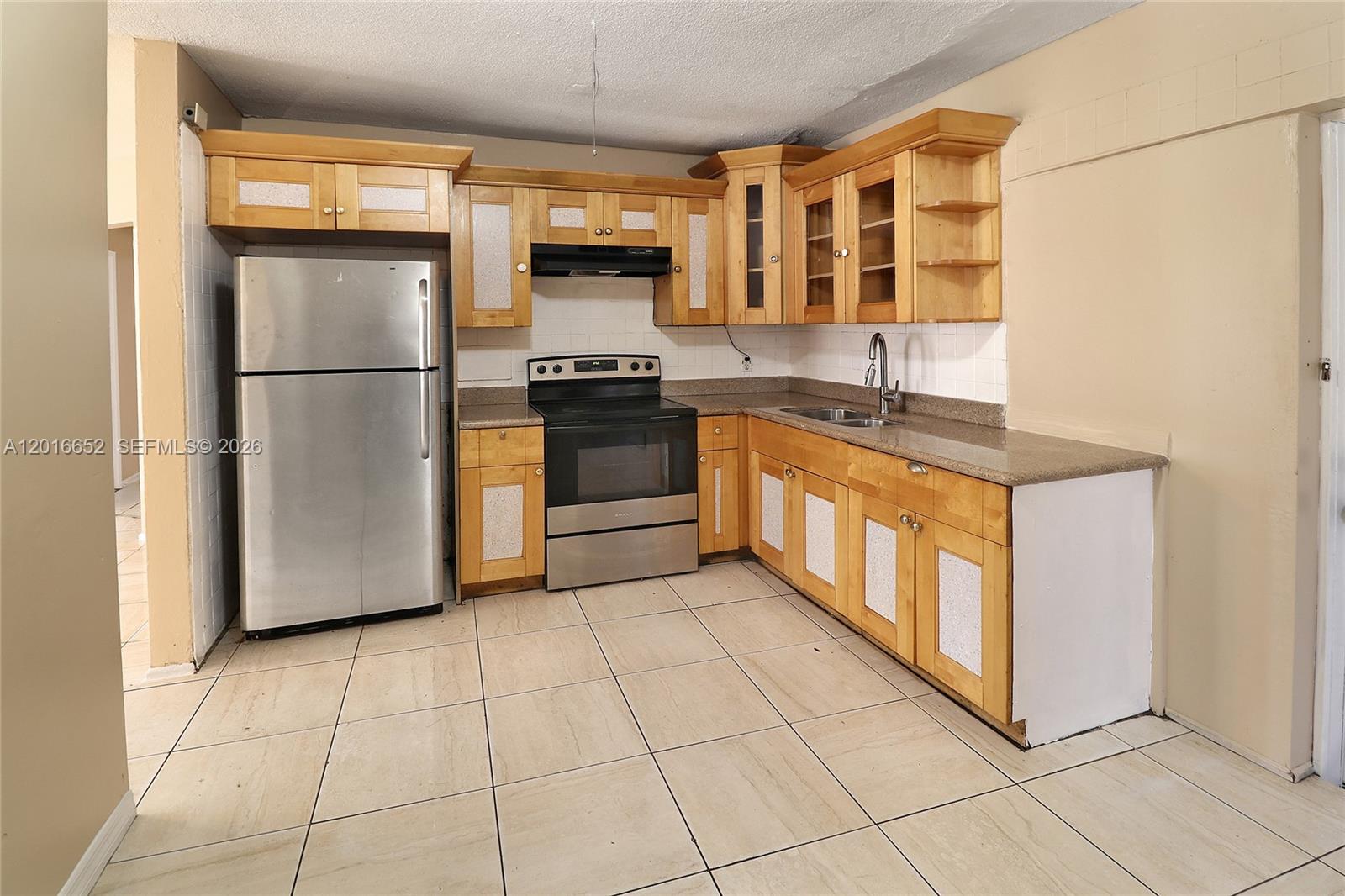 KENDALL GREEN SEC - Residential Lease
