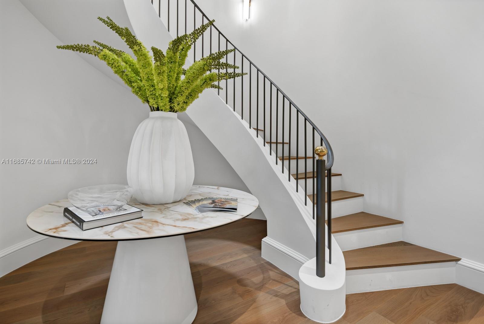 CORAL GABLES BILTMORE SEC - Residential