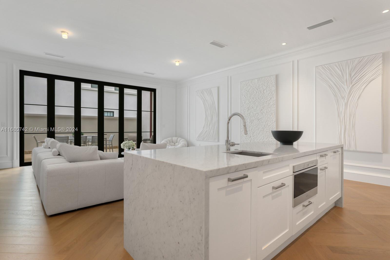 CORAL GABLES BILTMORE SEC - Residential