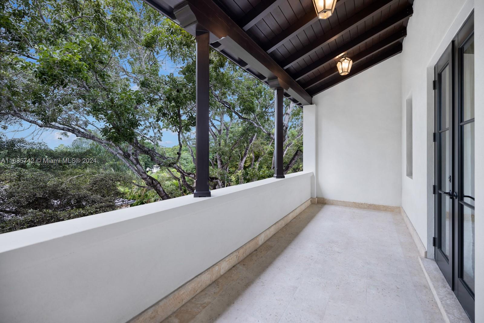 CORAL GABLES BILTMORE SEC - Residential