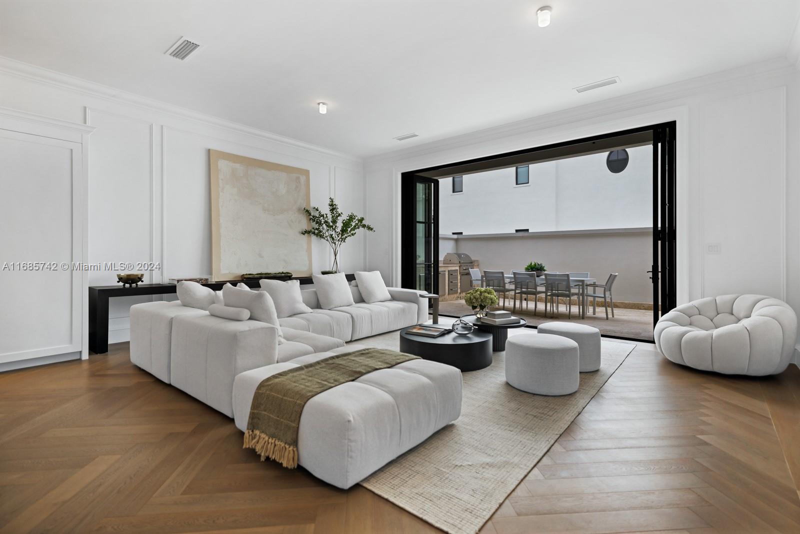 CORAL GABLES BILTMORE SEC - Residential