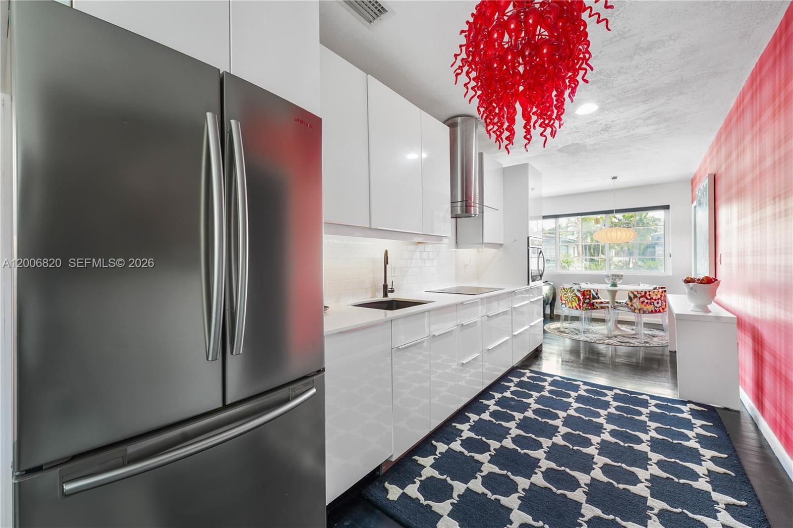 LINCOLN ROAD VILLAS CONDO - Residential