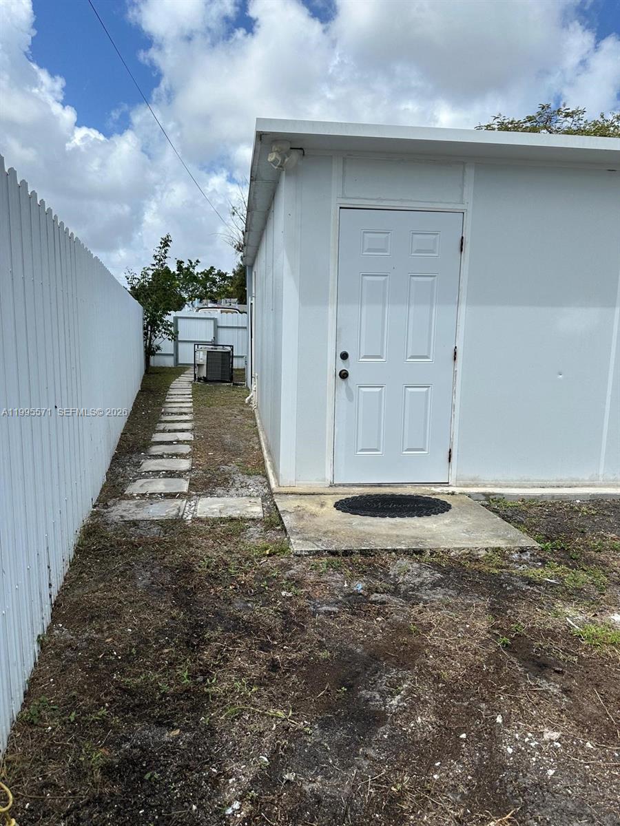 BOULEVARD HEIGHTS SEC 3 - Residential Lease