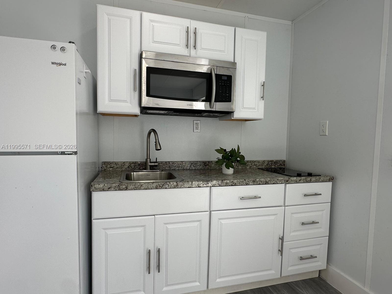 BOULEVARD HEIGHTS SEC 3 - Residential Lease