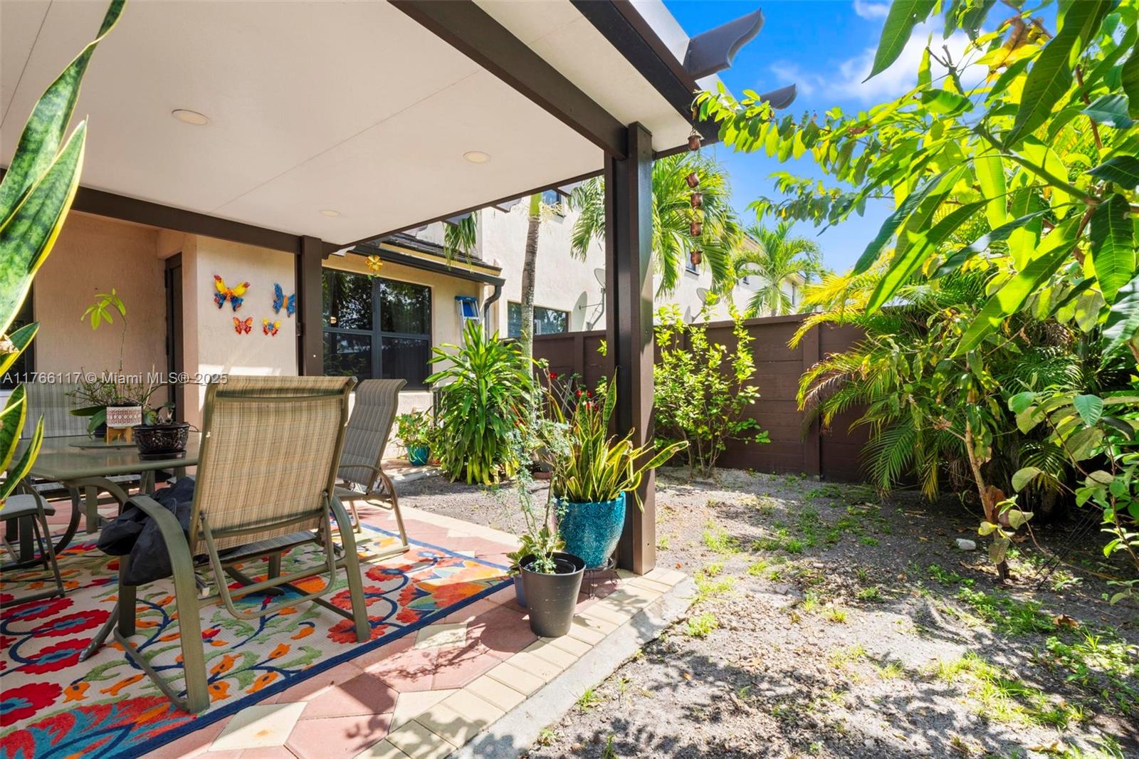 DUNNWOODY LAKE - Residential