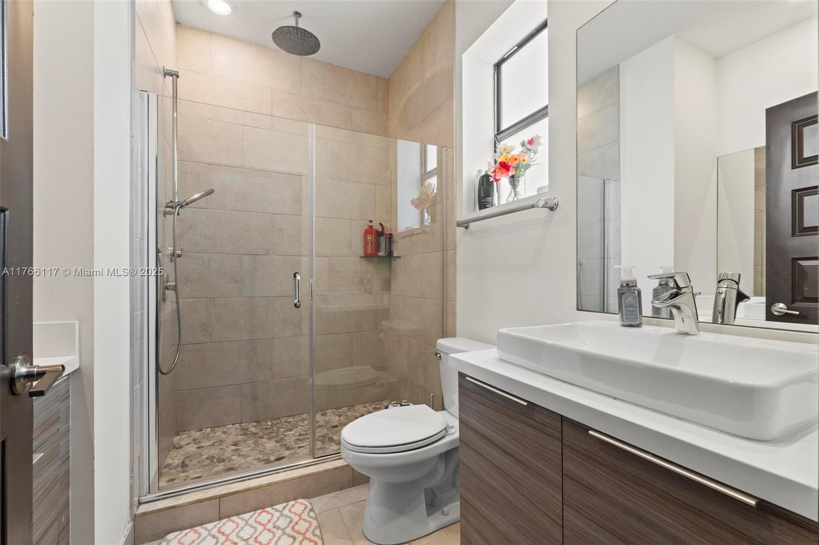 DUNNWOODY LAKE - Residential