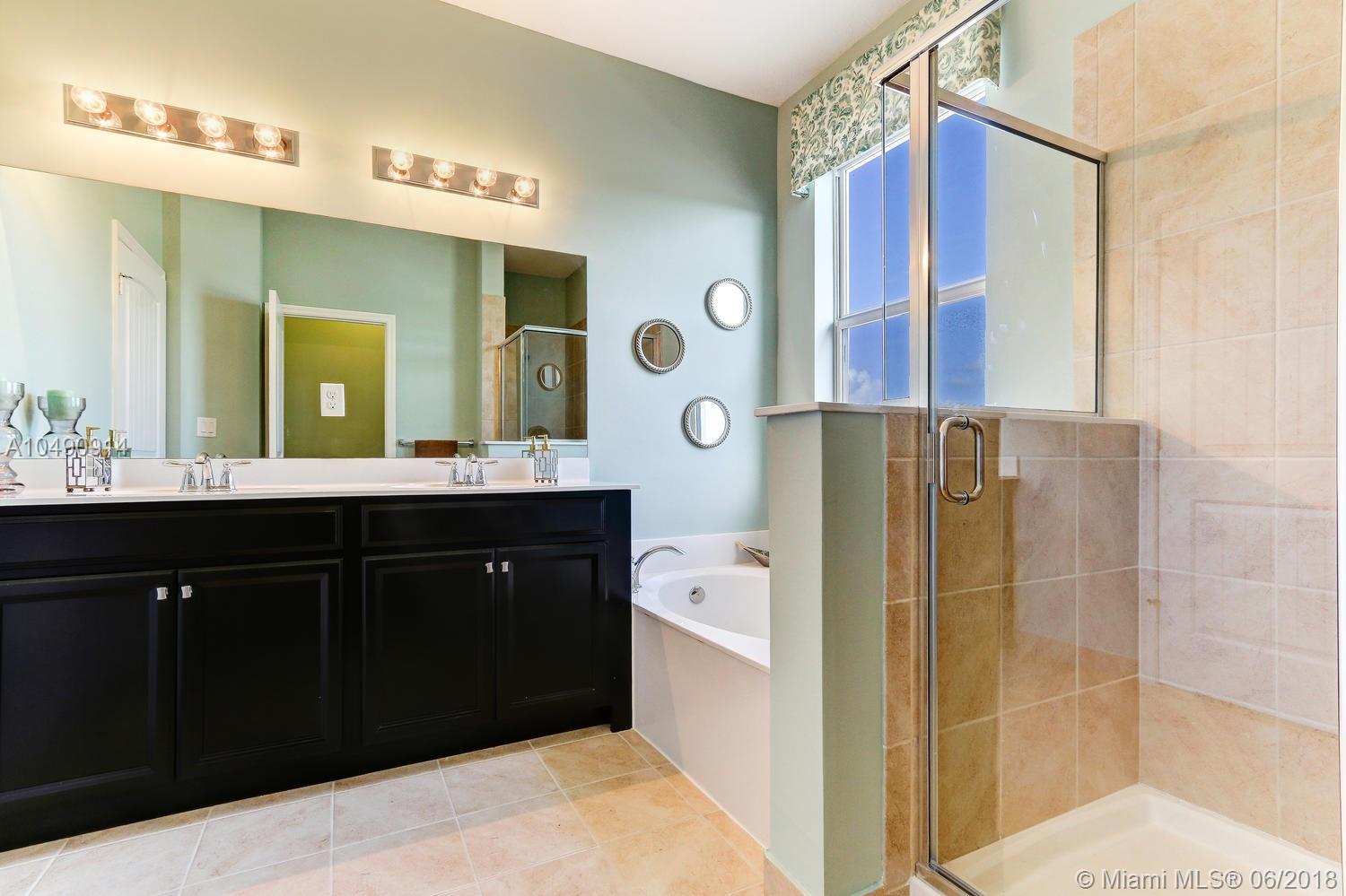 VENTANAS AT HOMESTEAD - Residential