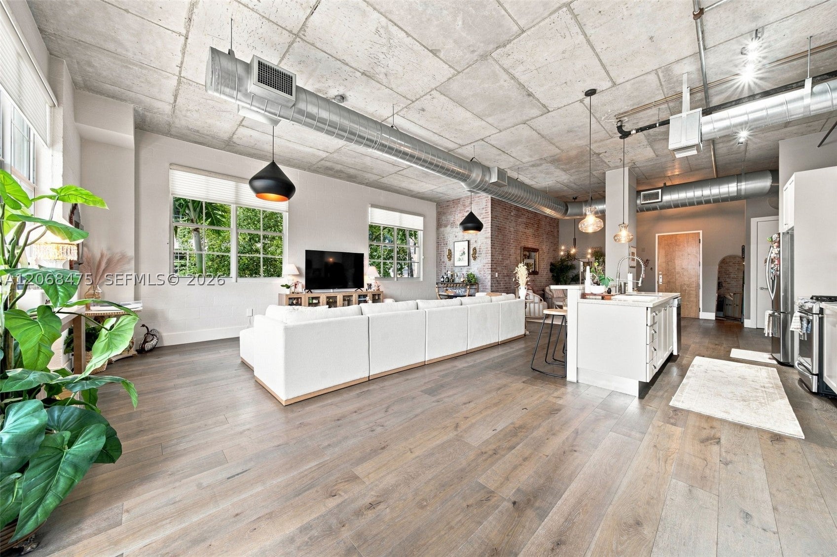 410 NW 1st Ave 202