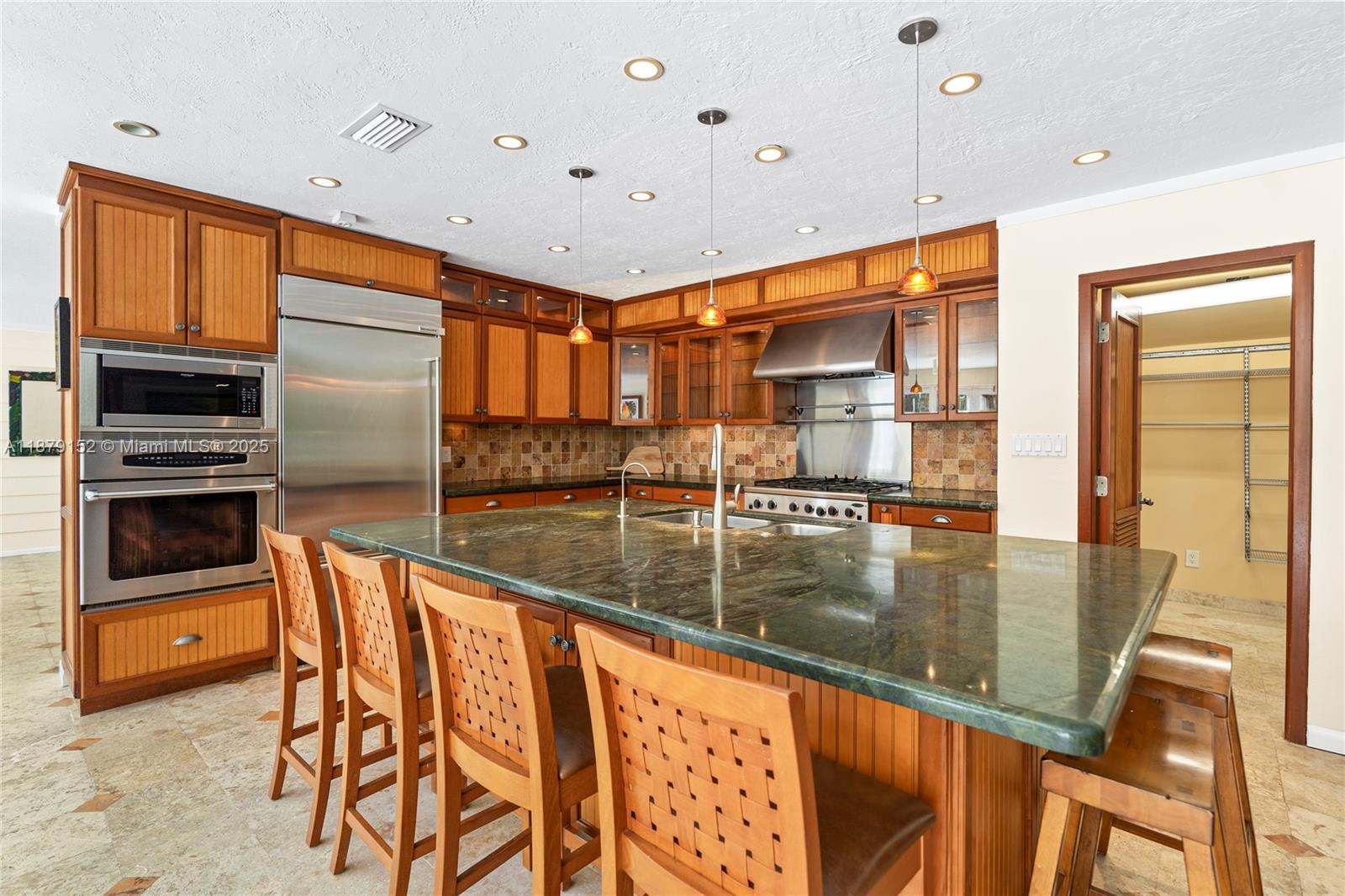 ETHEL MNR - Residential Lease