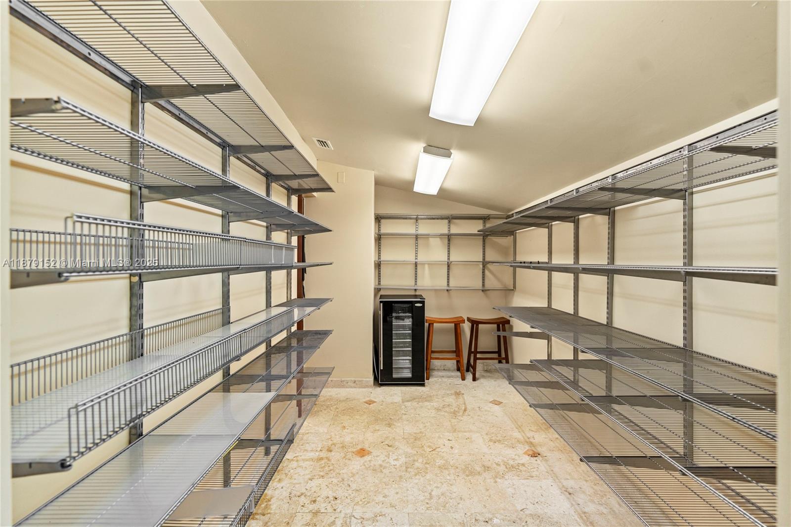 ETHEL MNR - Residential Lease