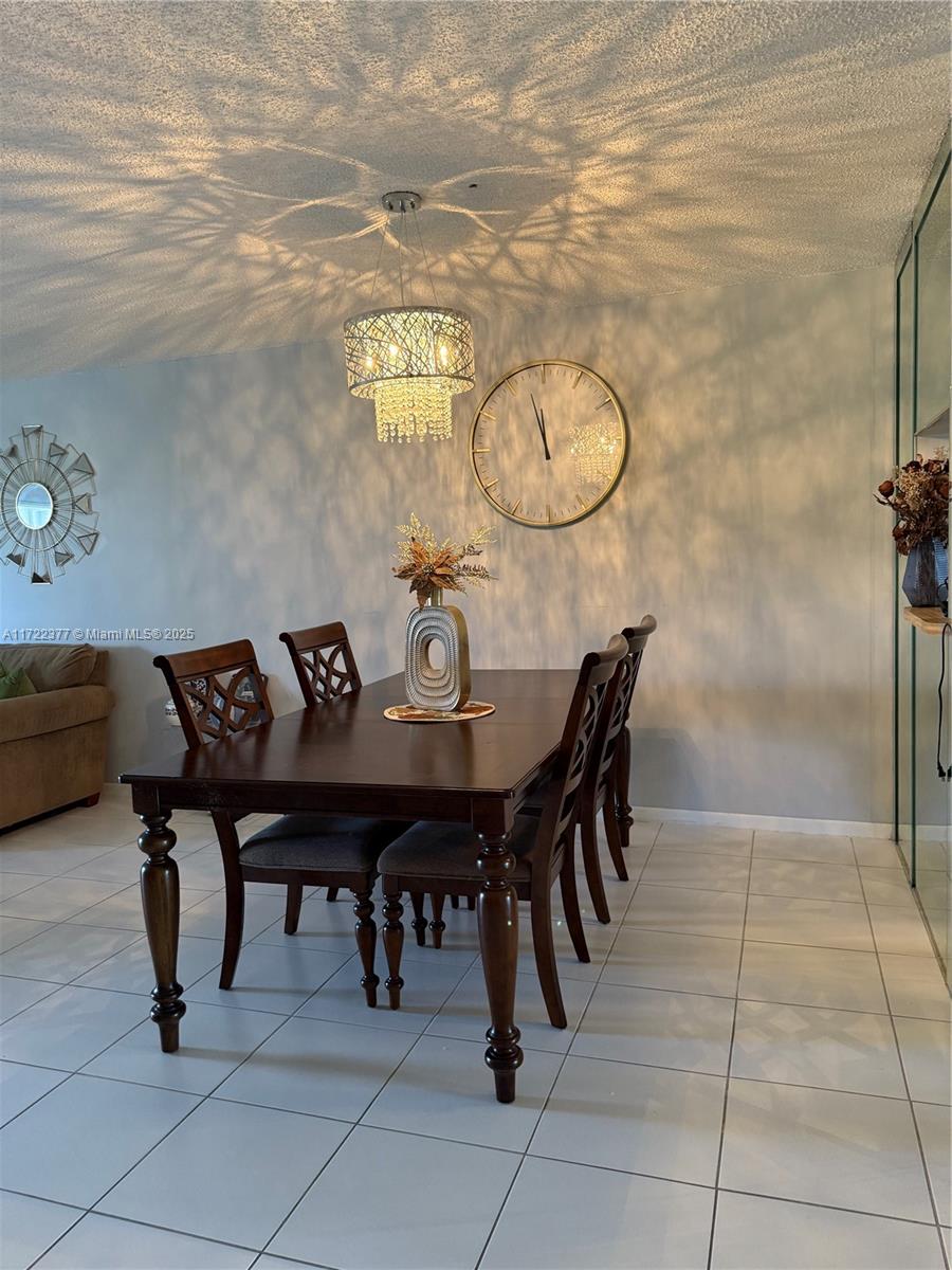9020 Sunrise Lakes Blvd 304, Sunrise, Miami-Dade County, Florida - 2 Bedrooms  
2 Bathrooms - 
