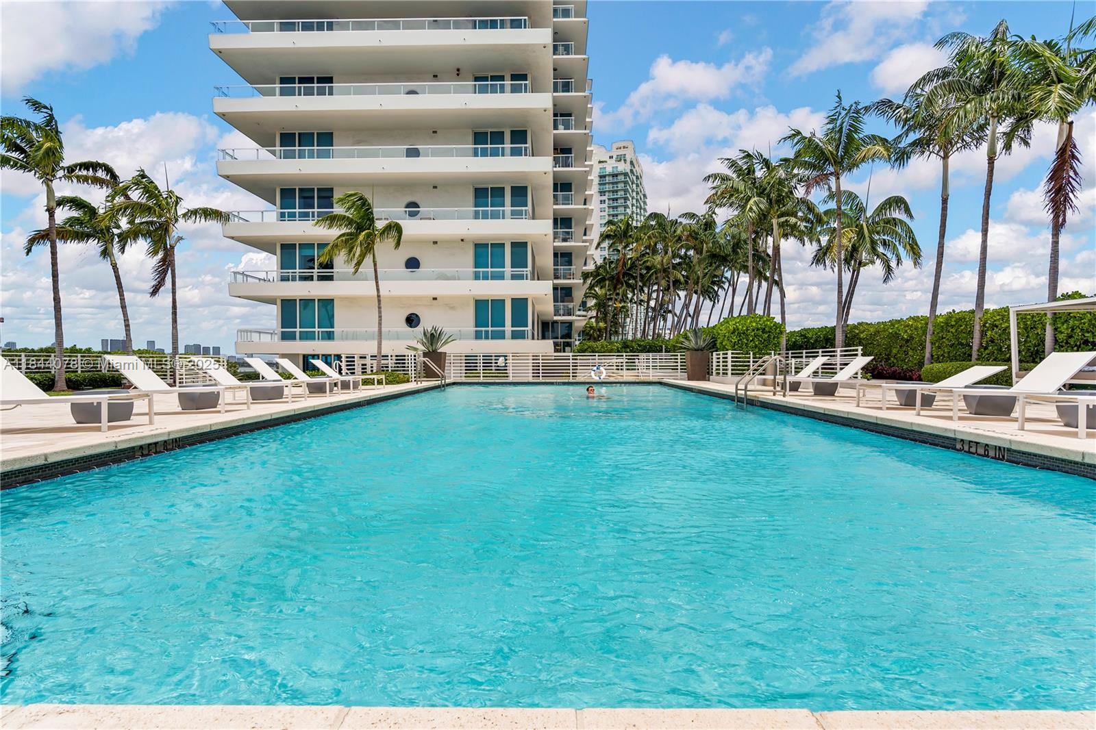 THE BENTLEY BAY CONDO - Residential