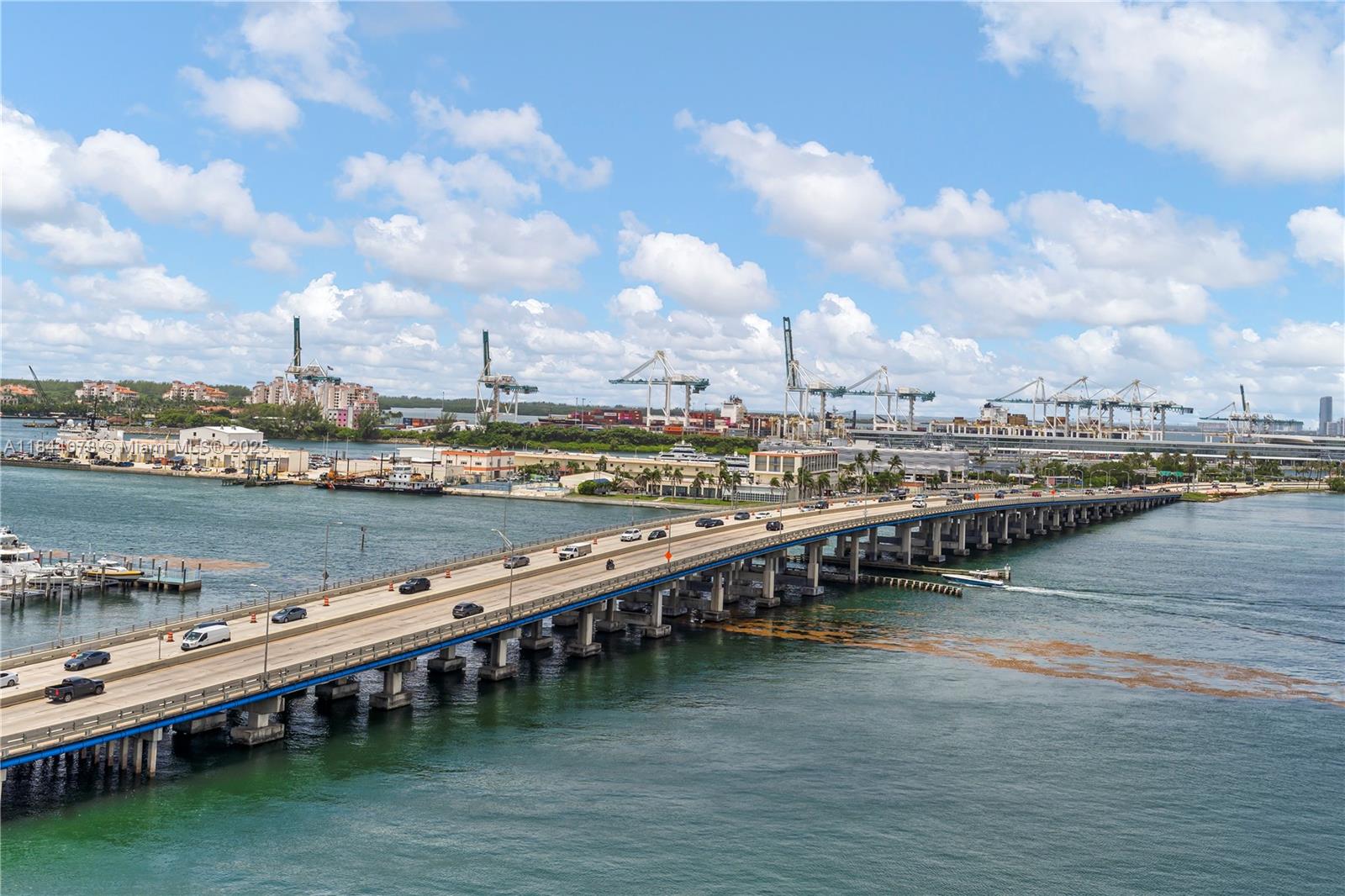 THE BENTLEY BAY CONDO - Residential