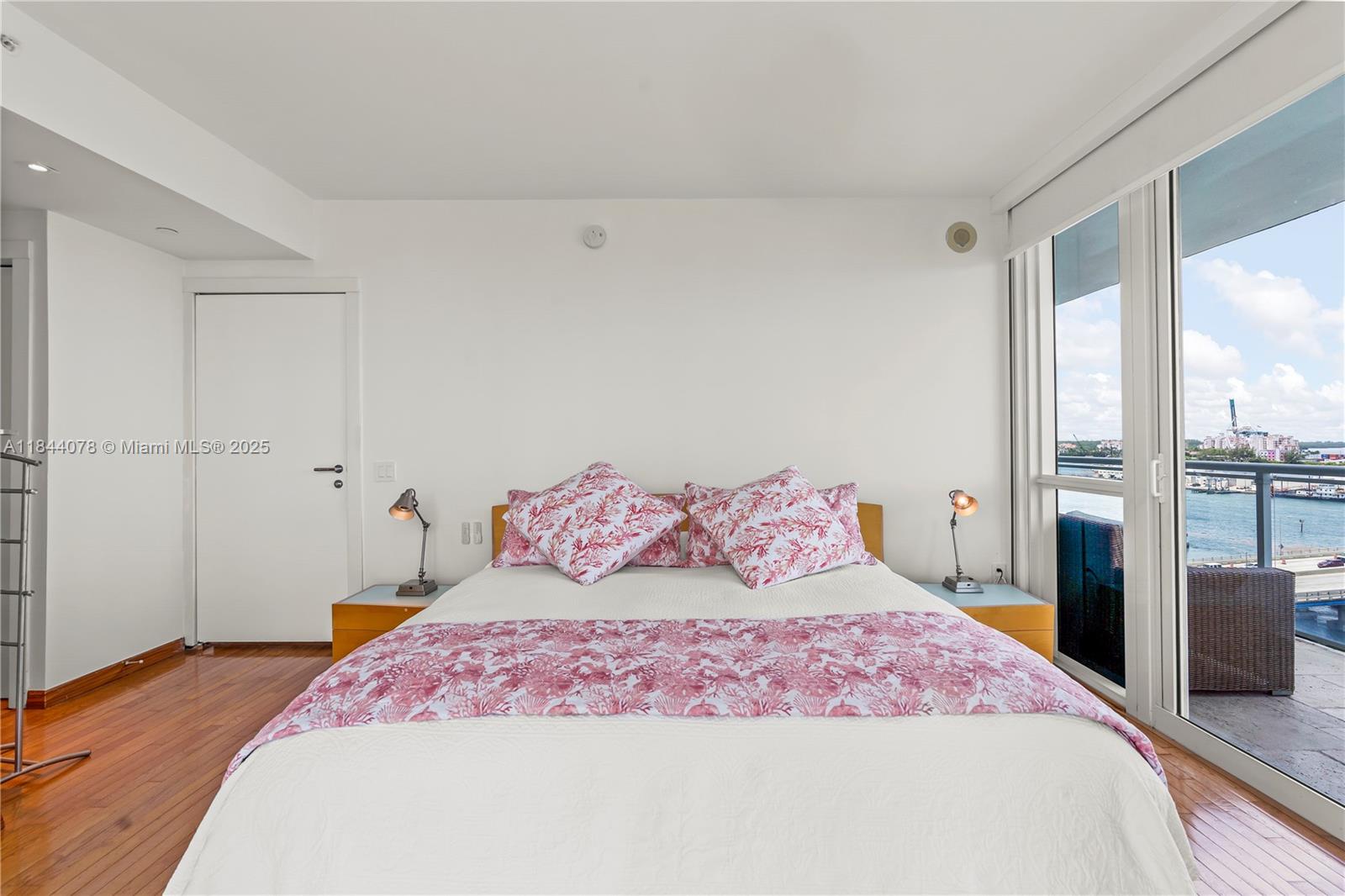 THE BENTLEY BAY CONDO - Residential