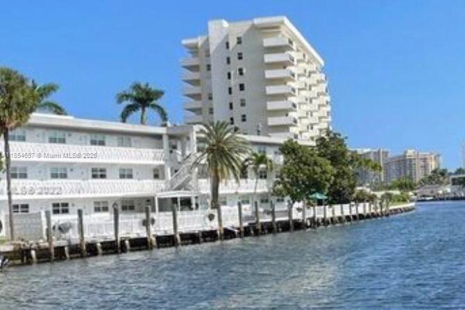 YORKDALES CARALLTON ISLE - Residential