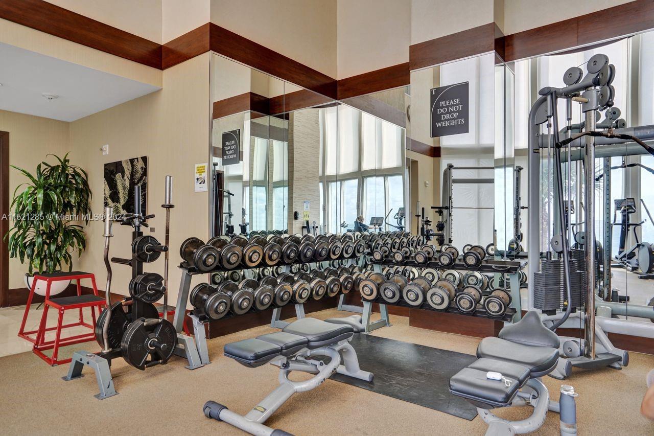 TDR TOWER III CONDO - Residential