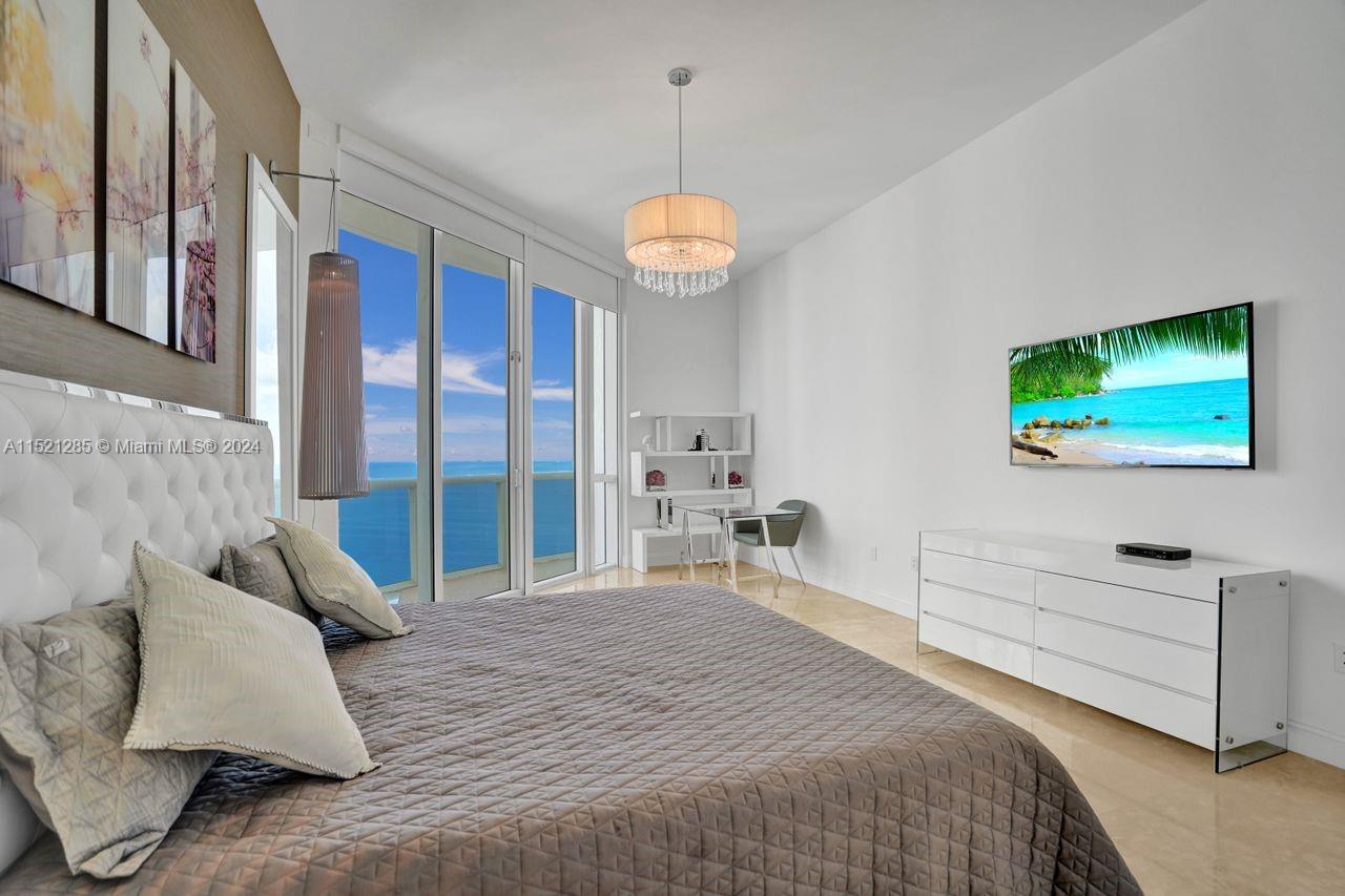 TDR TOWER III CONDO - Residential