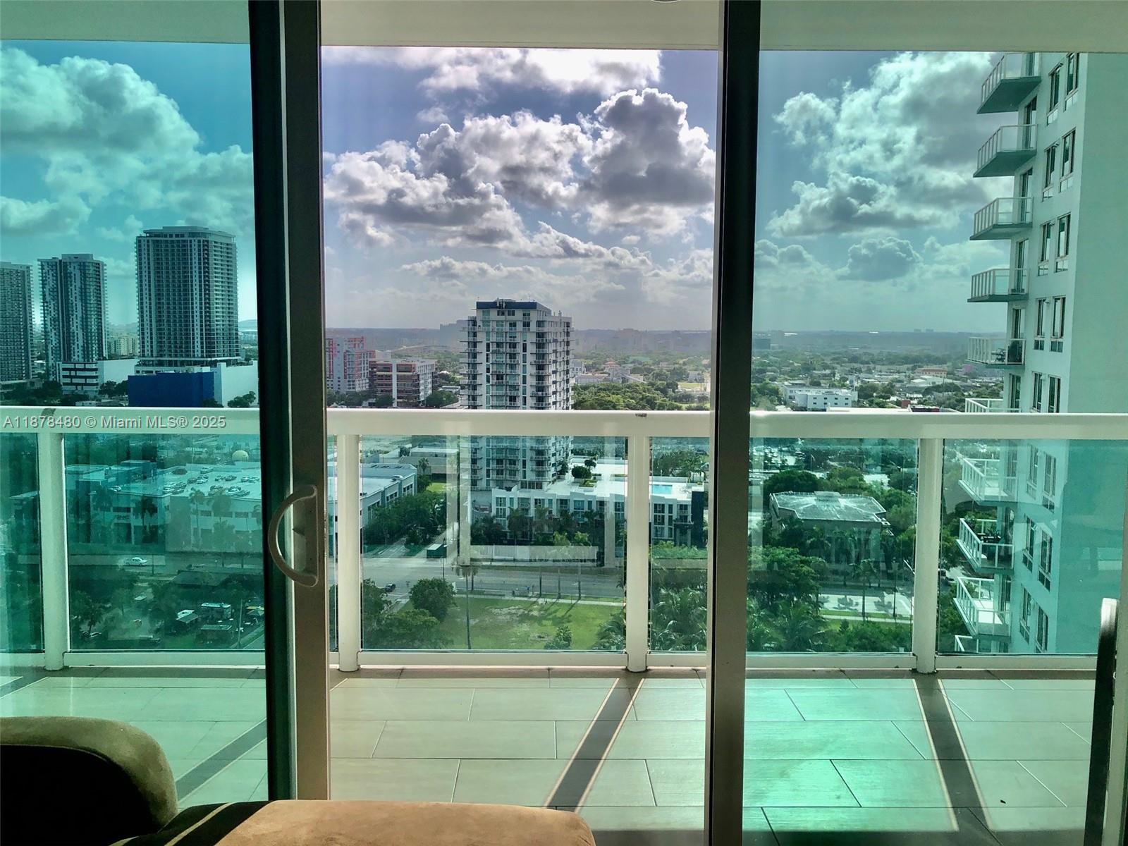 3 TO 6 MONTHSFULLY FURNISHED RENTAL! 2/2 W/ 1144 + 192 SQ FT IN TERRACE W/BEAUTIFUL SUNSET/POOL VIEWS FROM THE 22ND FLOOR. CABLE, HIGH SPEED INTERNET & 1 PARKING INCLUDED IN RENT. FULL AMENITIES BUILDING INCLUDING VALET, CONCIRGE, POLL & GYM ATTENDANT, IN_HOUSE MANAGEMENT, SPECTACULAR POOL AREA, STATE-OF-THE-ART GYM ...... WALK TO MARGARET PACE PARK, NIGHTLIFE, BANKS, SHOPS & PUBLIX & 3 BLOCKS TO PEOPLE MOVER. 5 MINUTES TO SOUTH BEACH, DOWNTOWN MIAMI, THE DESIGN DISTRICT, MIDTOWN & WYNWOOD. EASY ACCESS TO ALL MAJOR HIGHWAYS & PUBLIC TRANSPOTATION. EASY TO SHOW.