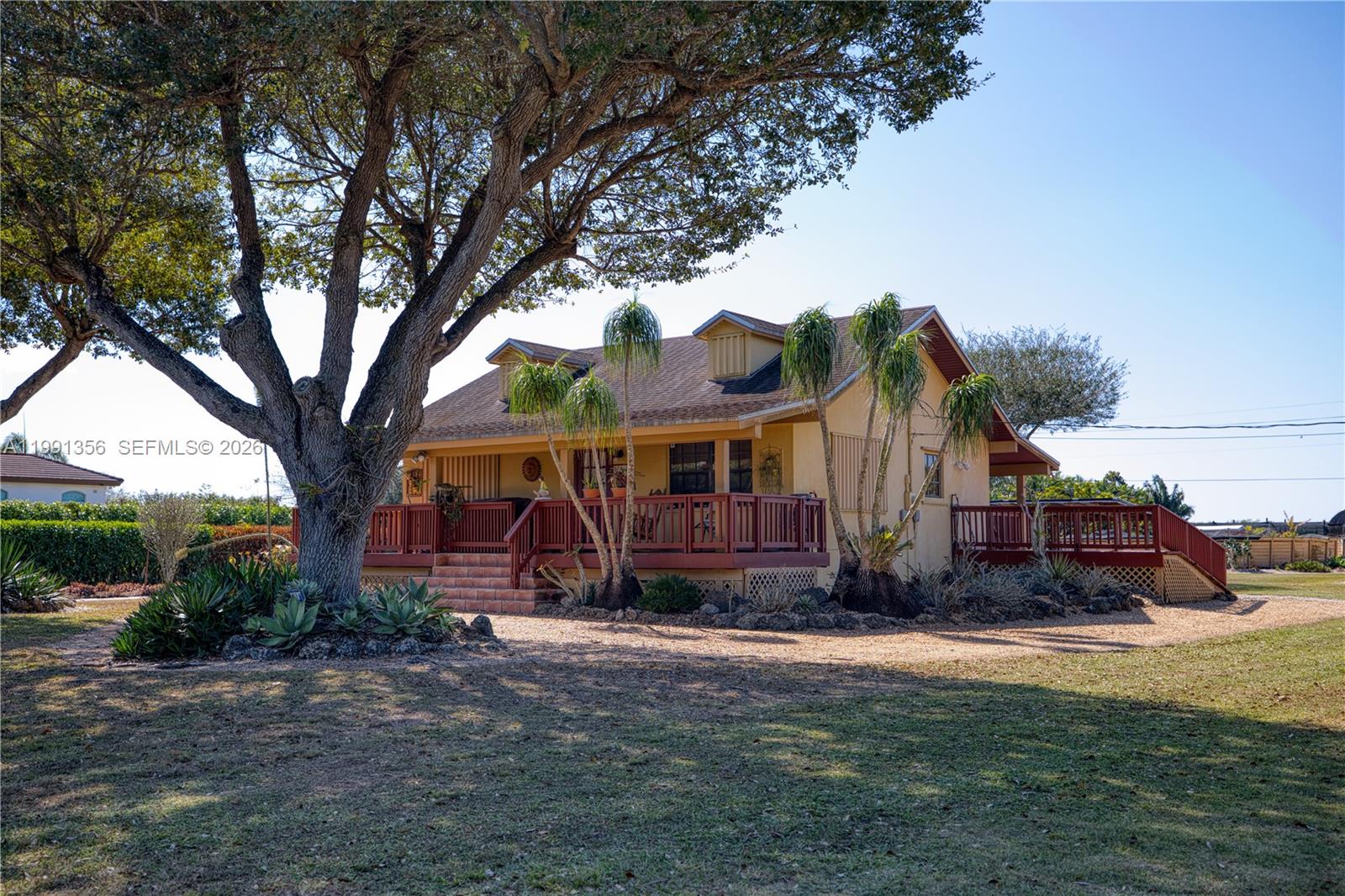 BONANZA RANCHOS - Residential