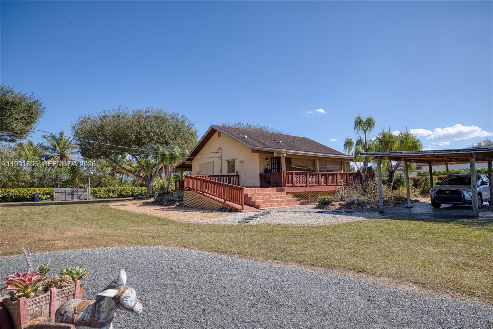 BONANZA RANCHOS - Residential