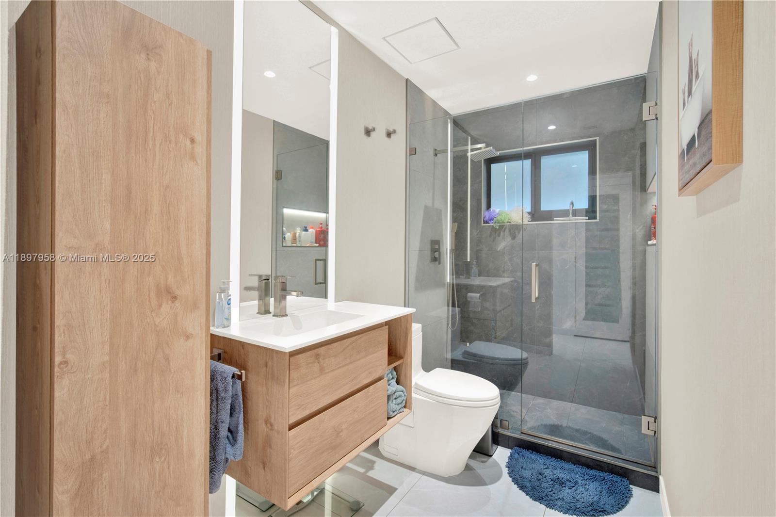 RIVERDALE ESTATES SEC 2 - Residential