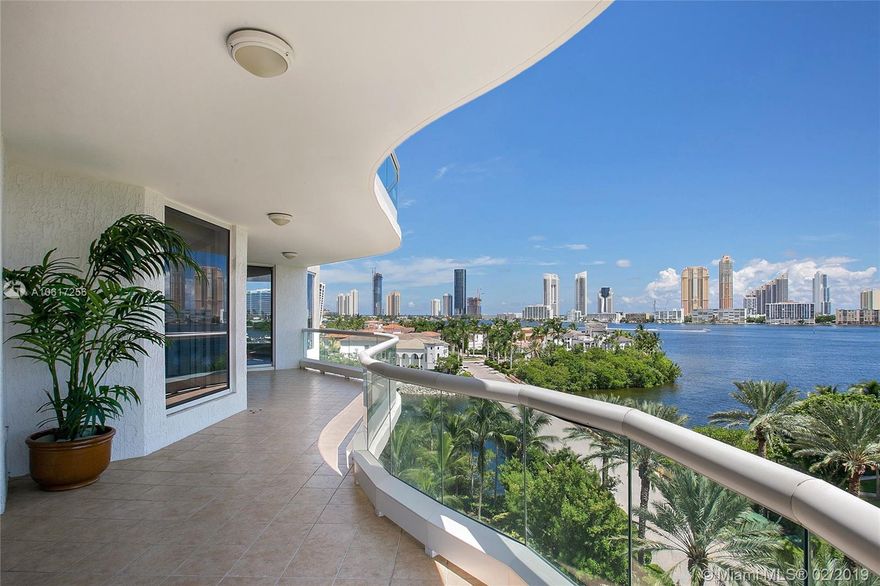 Luxury living at its finest at Williams Island. Desirable floor plan with stunning ocean & garden views. Private elevator opens into foyer & to this stunning 4,005 sqft apartment. Unit features 4 bedrooms, 4.5 bathrooms, wood flooring through-out, spacious master suite with amazing views, open kitchen with top of the line appliances, & custom design ceilings. Bella Mare offers 5 star amenities: 24 hr security, concierge service, full service poolside, movie theater, business center, fitness center, wine cellar, among others. Additionally, building is located steps from the newly renovated Williams Island Club offering: 16 tennis courts, marina, restaurants, state of the art spa, & much more.