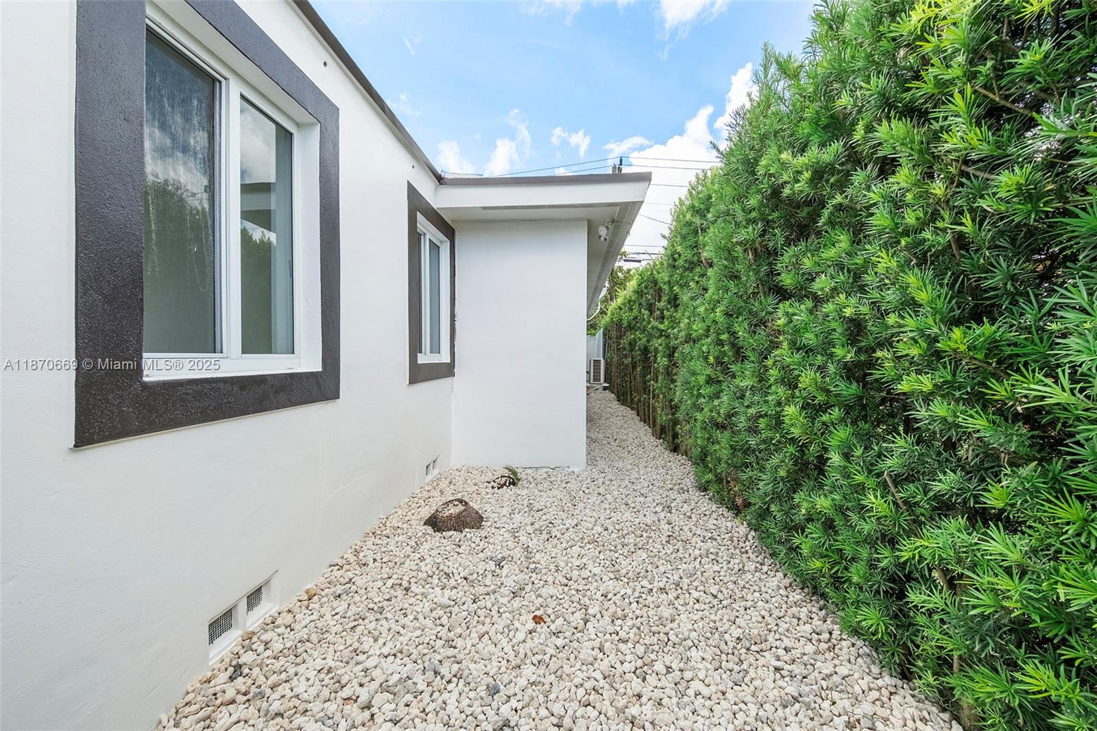 HAZELTON PARK - Residential