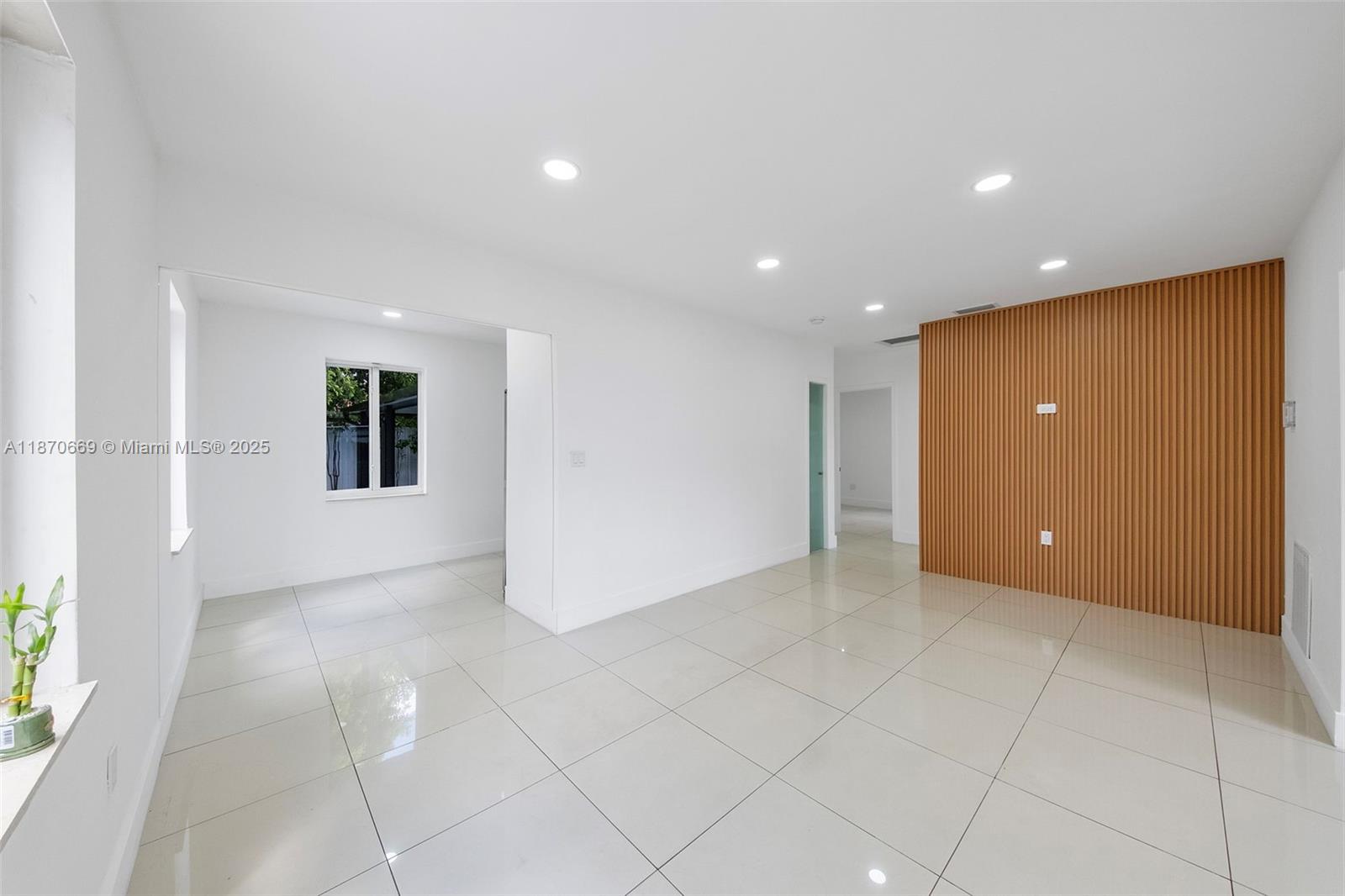 HAZELTON PARK - Residential