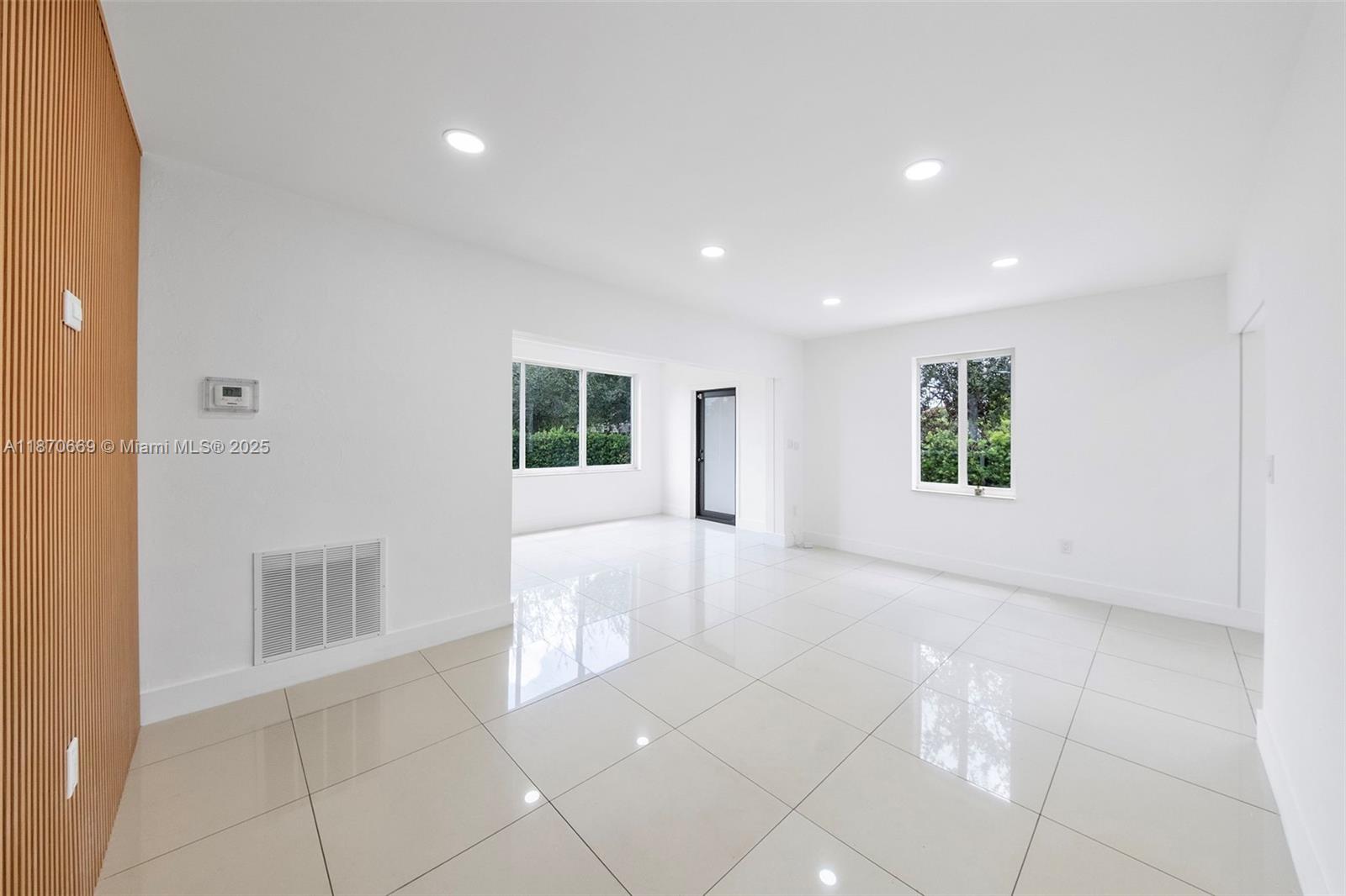 HAZELTON PARK - Residential