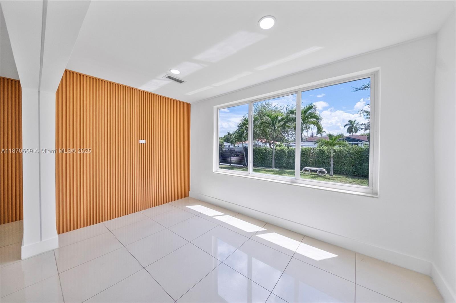 HAZELTON PARK - Residential