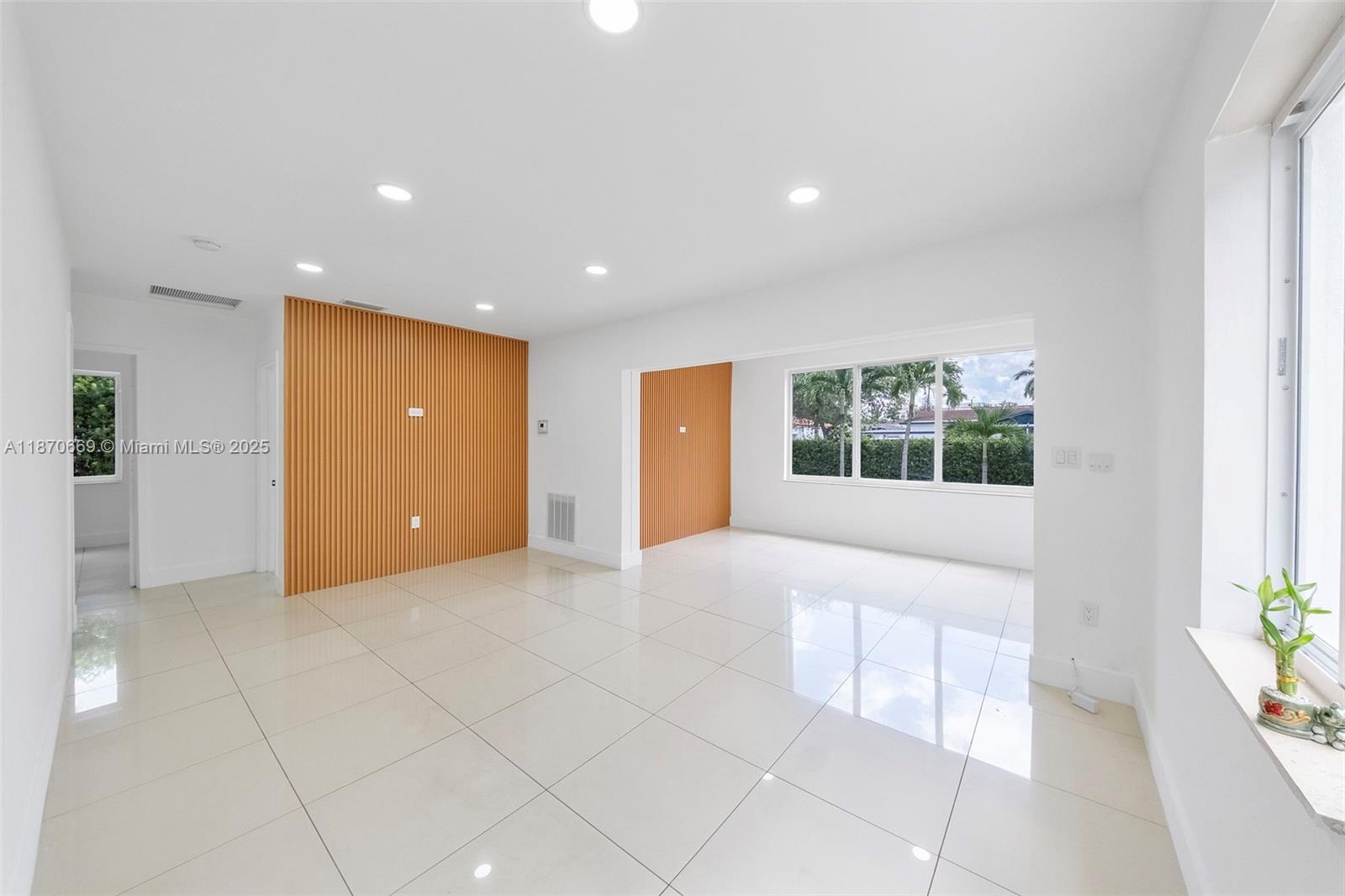 HAZELTON PARK - Residential