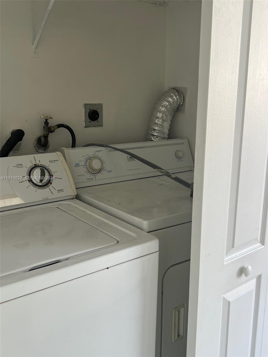 THE SHAMROCK CONDO - Residential