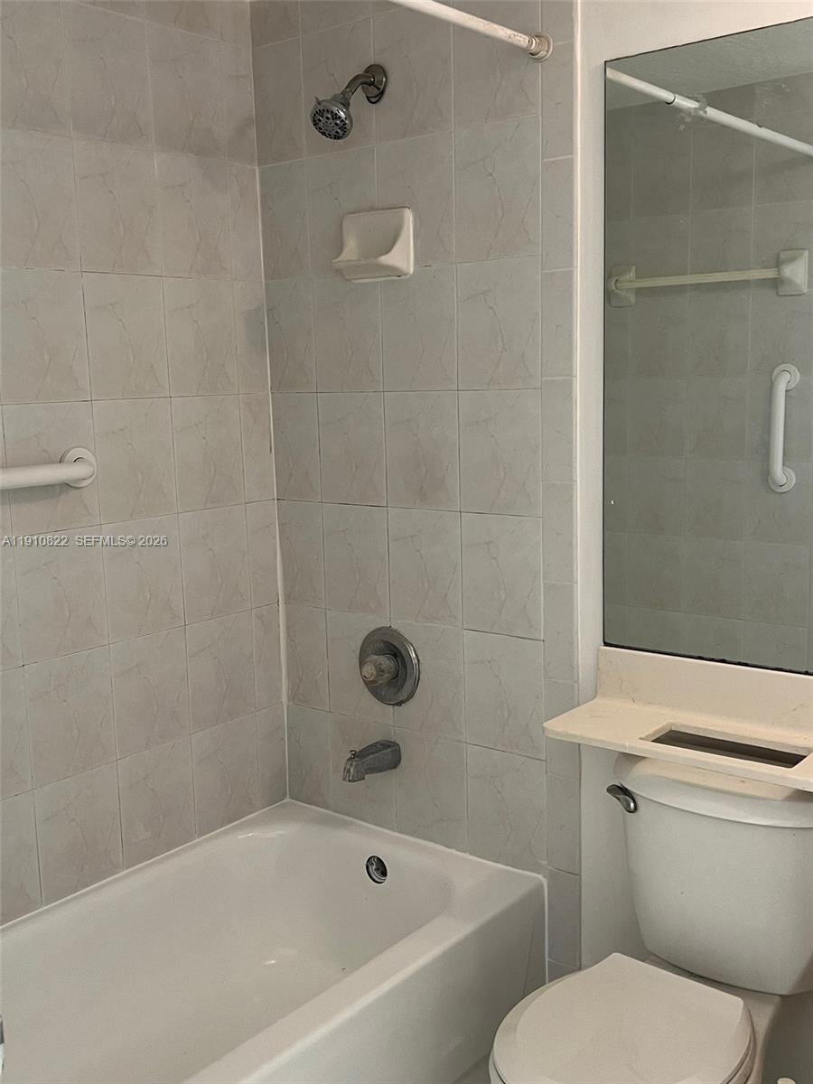 THE SHAMROCK CONDO - Residential