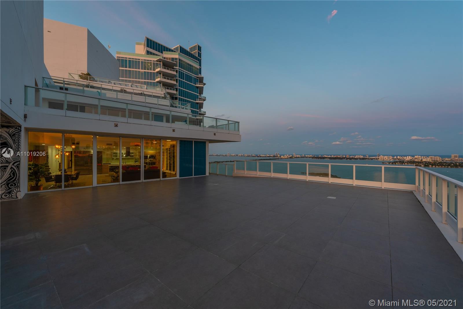 PARAMOUNT BAY CONDO - Residential