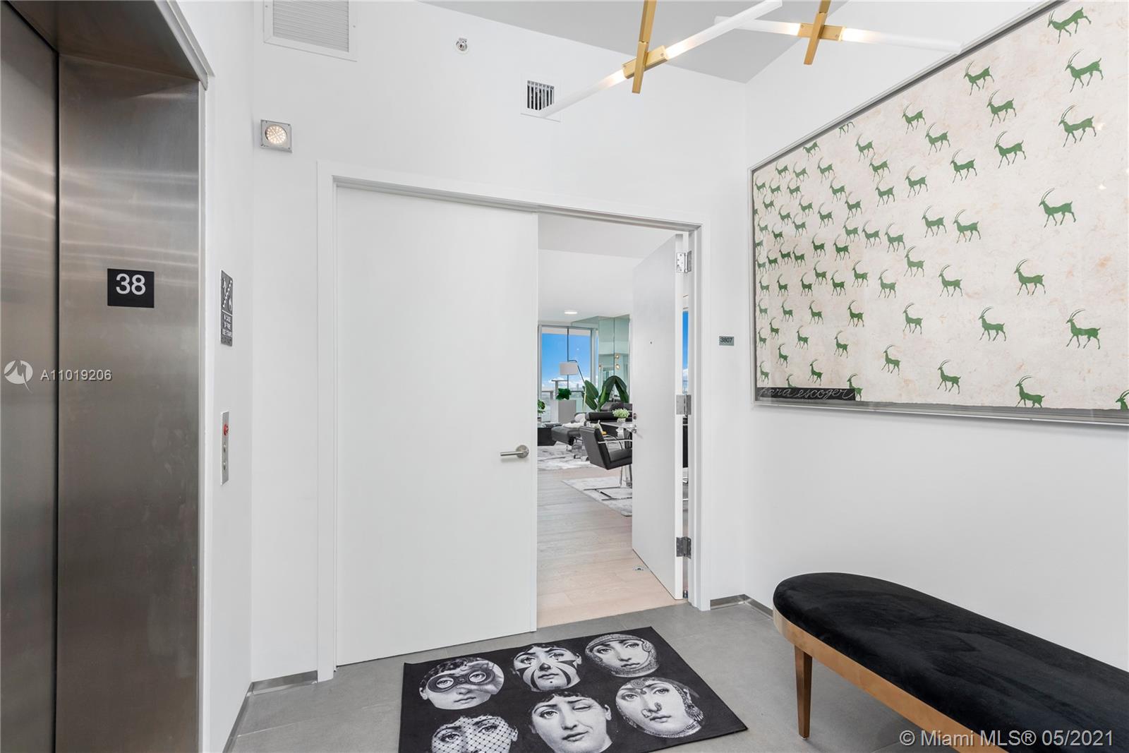 PARAMOUNT BAY CONDO - Residential