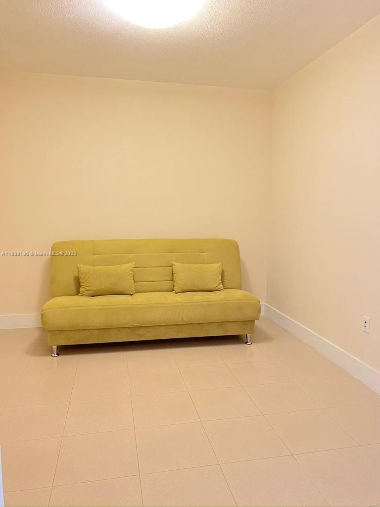 TAO SAWGRASS CONDOMINIUM - Residential