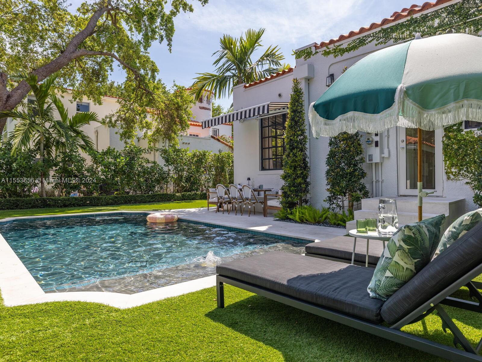 WATERSEDGE - Residential