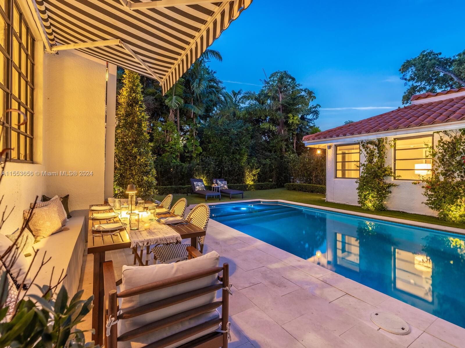 WATERSEDGE - Residential