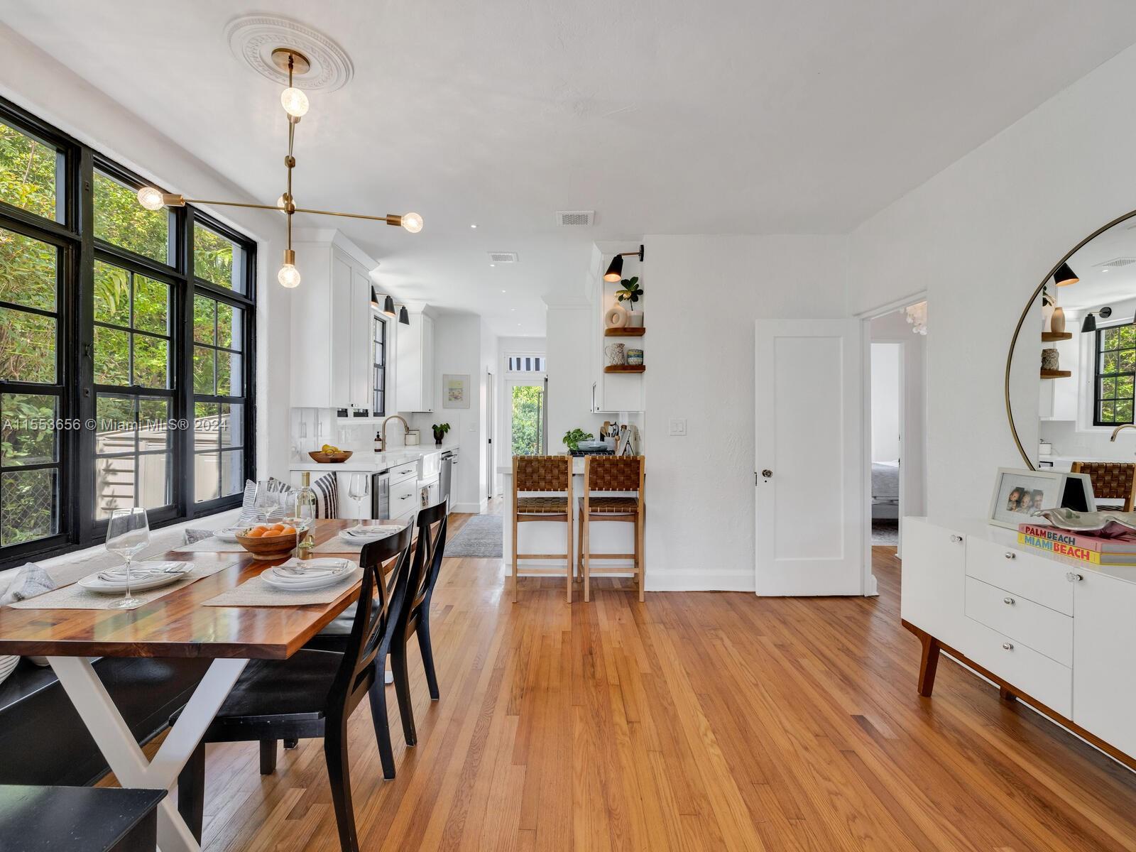 WATERSEDGE - Residential